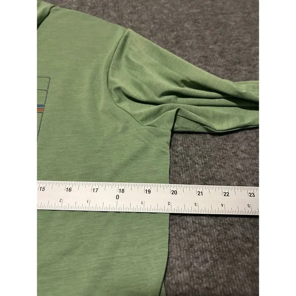 Patagonia hoodie pullover outdoors fishing green logo womens Large lightweight - Picture 7 of 7